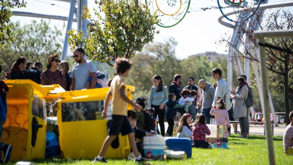 Río y juego