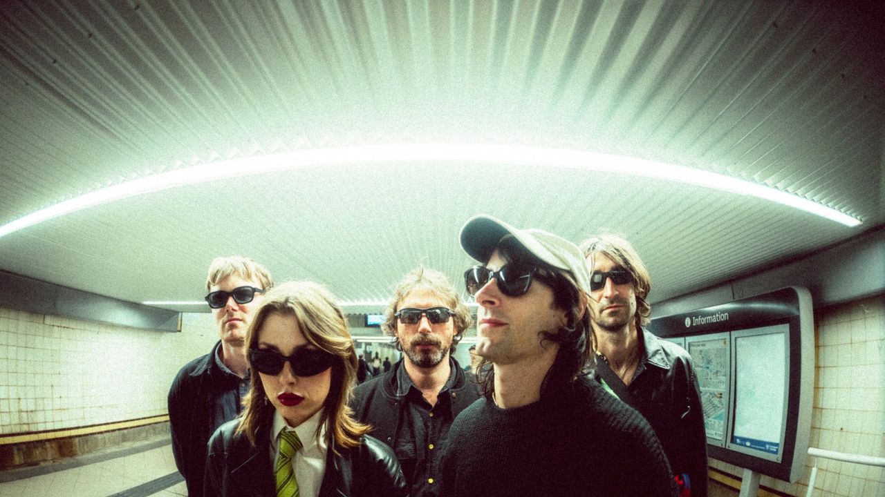 KOSMETIKA (AUSTRALIA) en SALA CREEDENCE - Zaragoza