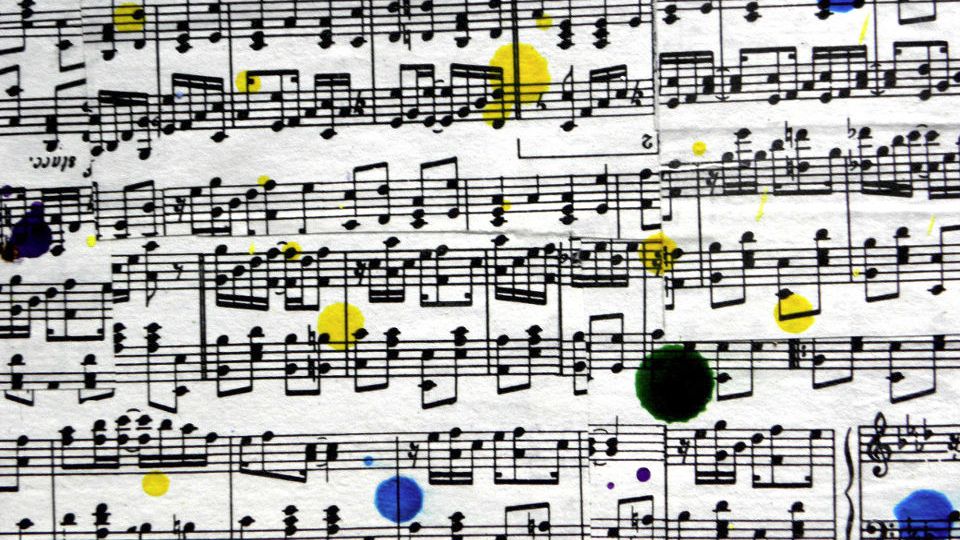 Cuerda, viento y percusión para la Orquesta Camareta RyC