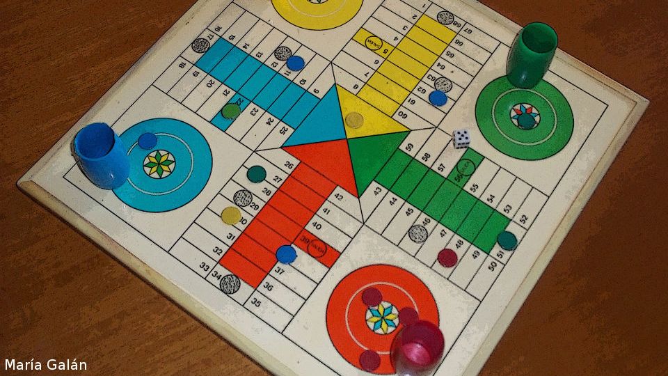 Únete a nuestro grupo de juegos de mesa