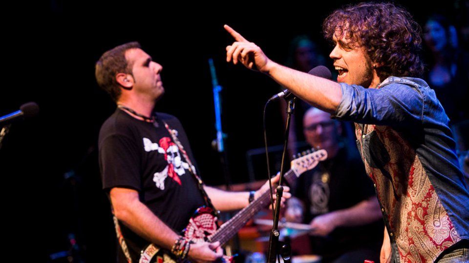 EL DESVAN + VERSADOS en SALA CREEDENCE - Zaragoza