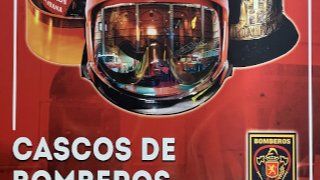 200 Años, Cascos de Bomberos