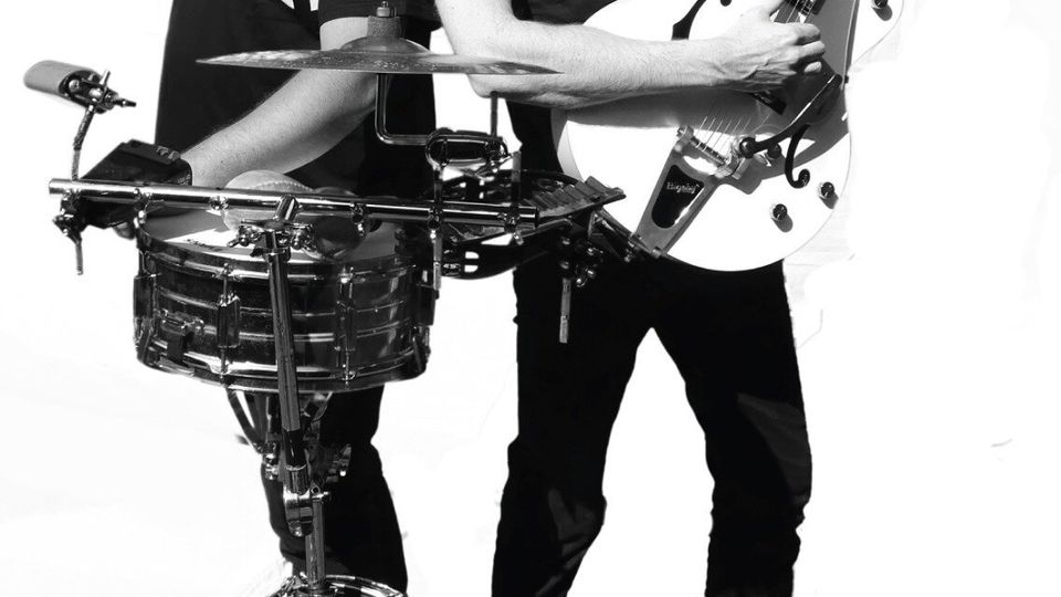 THE SENSATIONAL SECOND COUSINS (ND) en SALA CREEDENCE - Zaragoza