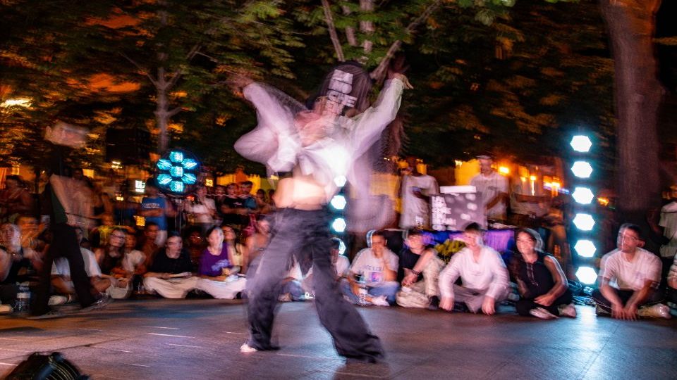 Paseo Escena: Maf Battle