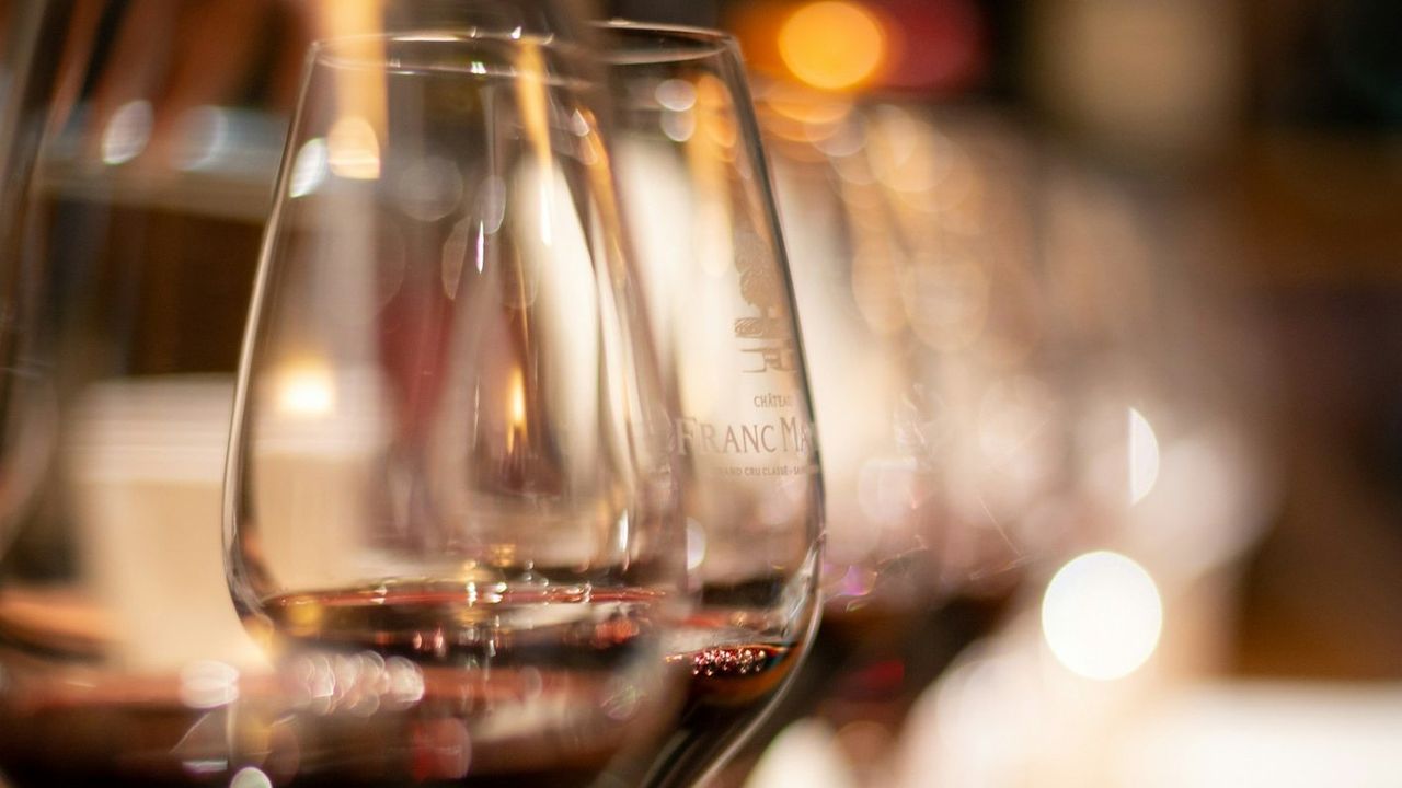 Los mejores bares de vinos en Zaragoza para alargar la noche