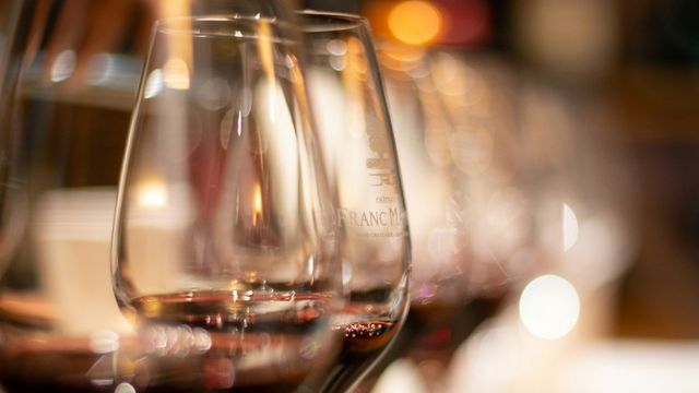 Los mejores bares de vinos en Zaragoza para alargar la noche