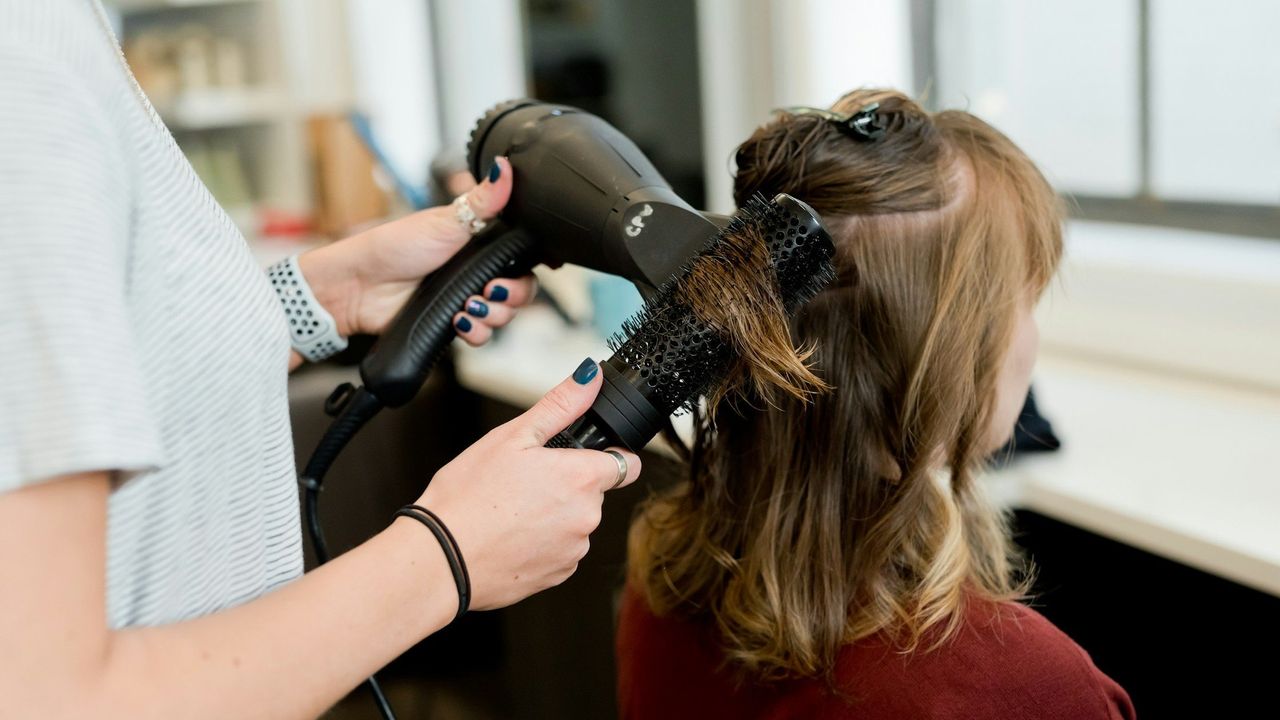 Peluquerías en Zaragoza para cambiar de look en septiembre